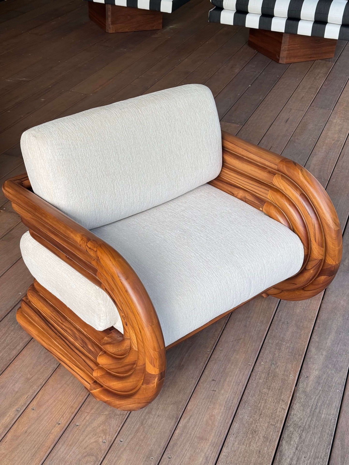 Paradiso Armchair