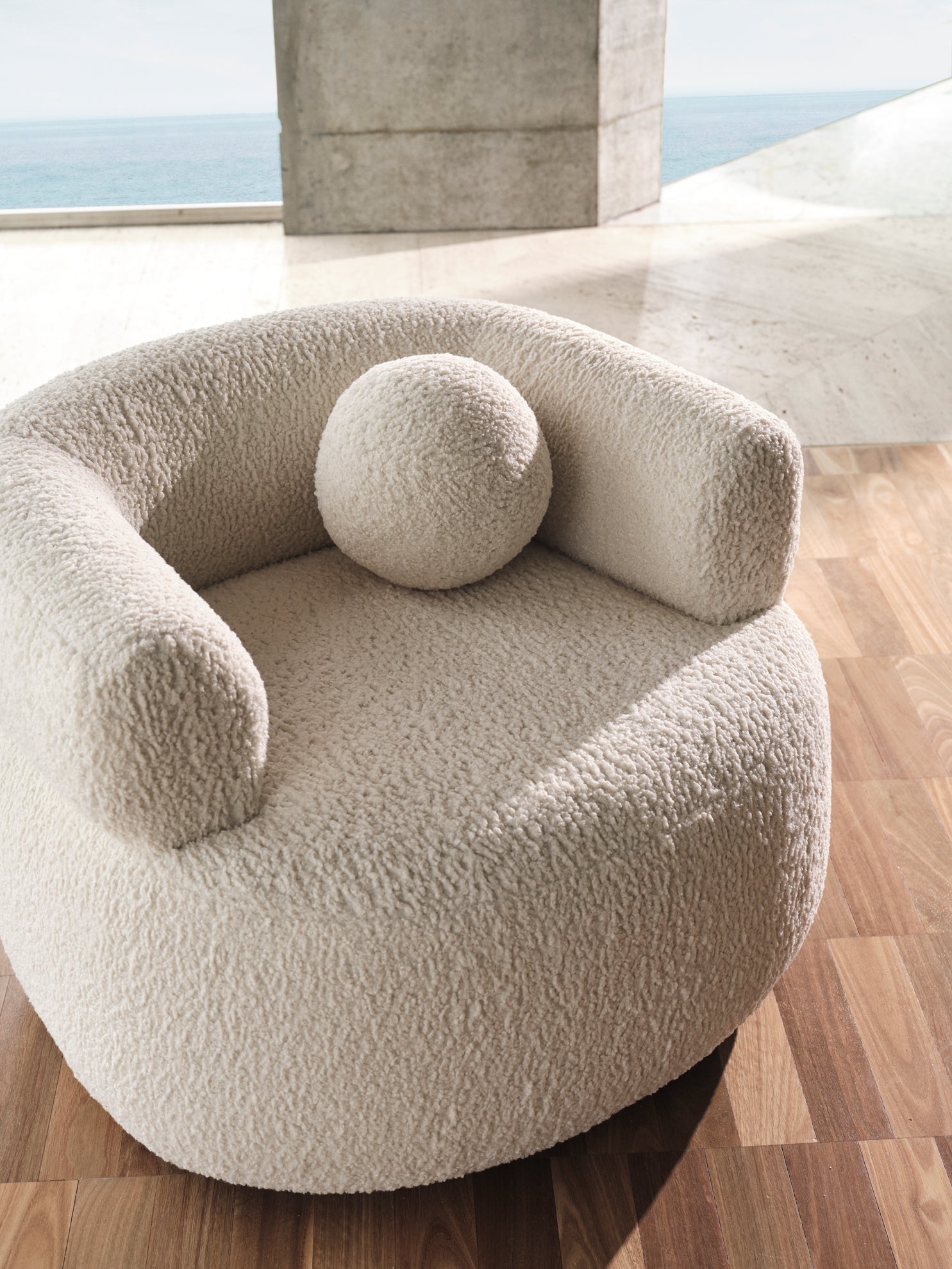 Mallow Swivel Boucle fform